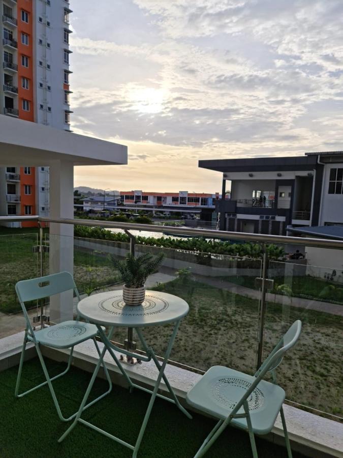 Rhr Deluxe Guesthouse Kinarut Papar Sabah - Pool View Εξωτερικό φωτογραφία