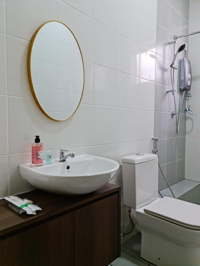 Rhr Deluxe Guesthouse Kinarut Papar Sabah - Pool View Εξωτερικό φωτογραφία