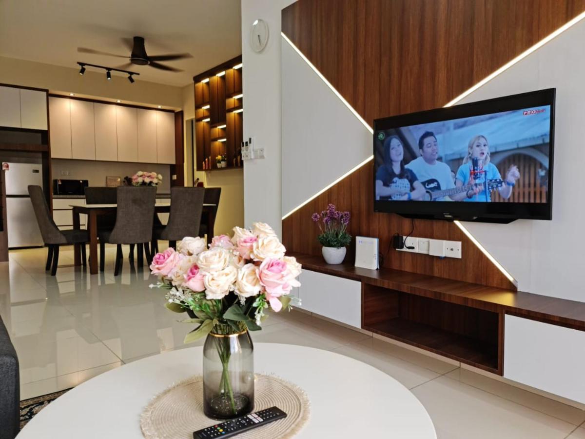 Rhr Deluxe Guesthouse Kinarut Papar Sabah - Pool View Εξωτερικό φωτογραφία